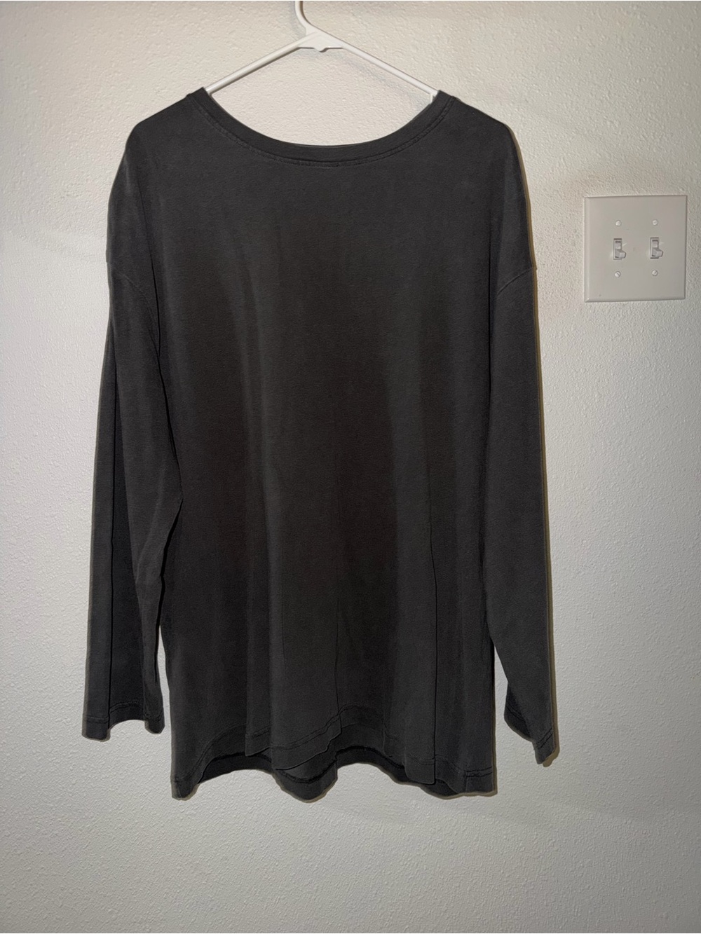 Double Zero Black Long Sleeve Crewneck Top